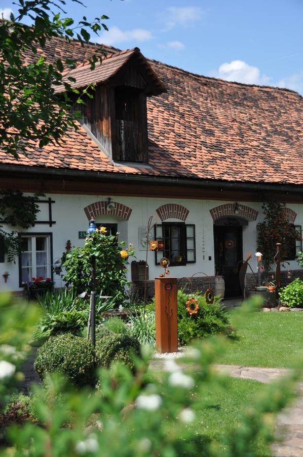 Hotel Restaurant Zum Schwan Schwanberg Extérieur photo