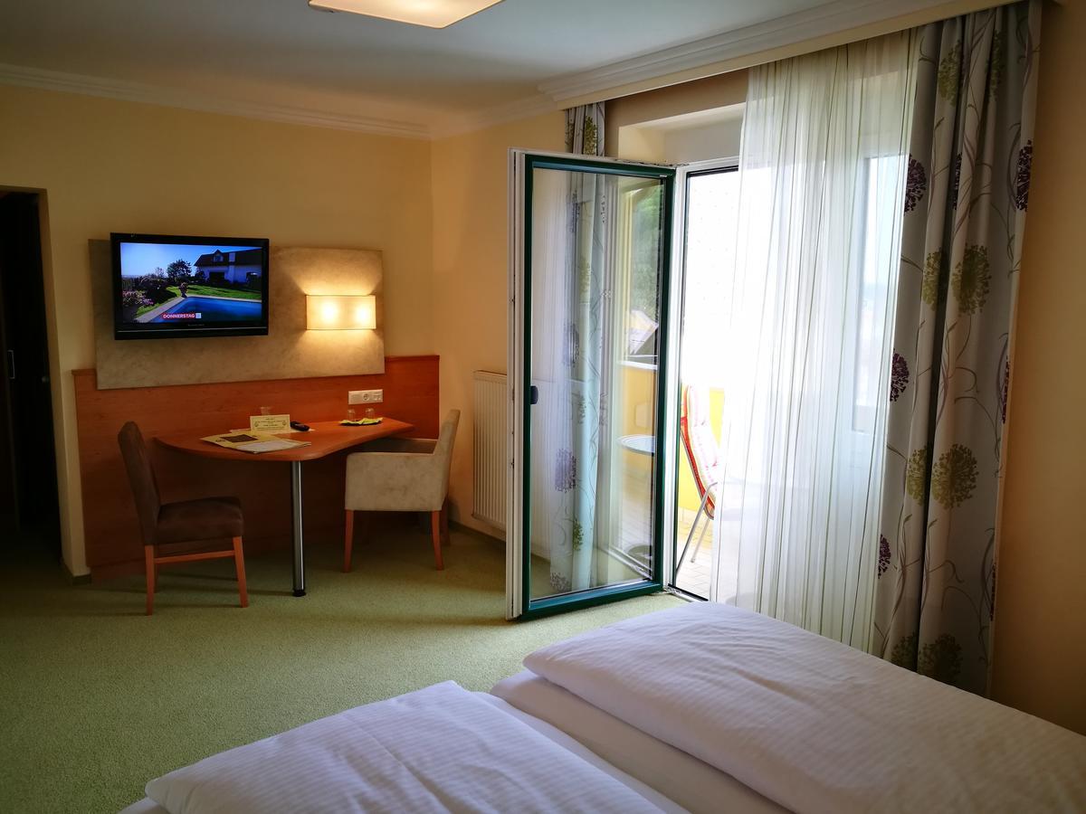 Hotel Restaurant Zum Schwan Schwanberg Extérieur photo